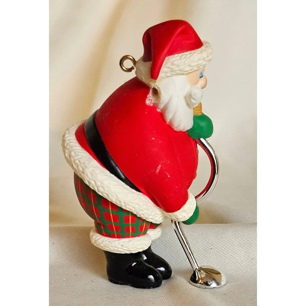 VTG 1995 Hallmark Keepsake Ornament Santa Golfing Red Plaid 3 Inch Golf Club